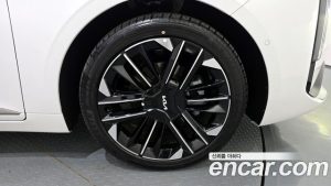 Kia K8 Signature 2025 года из Южной Кореи
