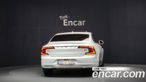 Volvo S90 B5 ULTIMATE Bright 2023 года из Южной Кореи