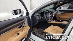 Volvo S90 B5 ULTIMATE Bright 2023 года из Южной Кореи