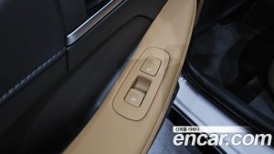 Hyundai Sonata 2.0 LPG 2025 года из Южной Кореи