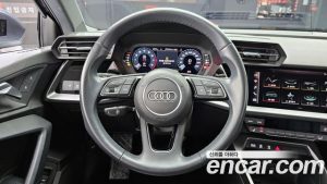 Audi A3 40 TFSI 2023 года из Южной Кореи