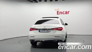 Mercedes-Benz C-Class C300 4MATIC Avantgarde 2023 года из Южной Кореи