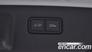 Hyundai Staria 4WD Lounge 7-Seater 2025 года из Южной Кореи
