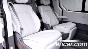 Hyundai Staria 4WD Lounge 7-Seater 2025 года из Южной Кореи
