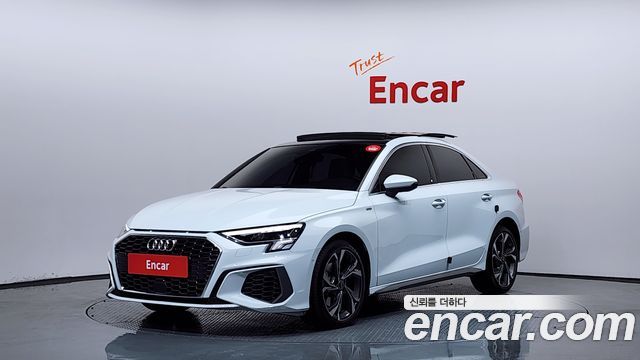 Audi A3 40 TFSI Premium 2023 года из Кореи
