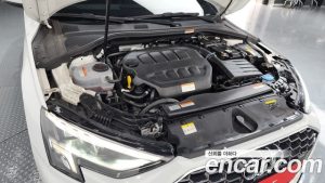 Audi A3 40 TFSI Premium 2023 года из Южной Кореи