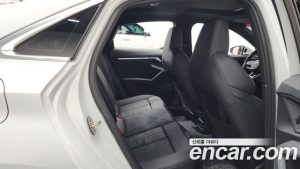 Audi A3 40 TFSI Premium 2023 года из Южной Кореи