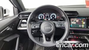 Audi A3 40 TFSI Premium 2023 года из Южной Кореи