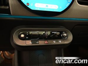 Mini Cooper Favoured 2025 года из Южной Кореи