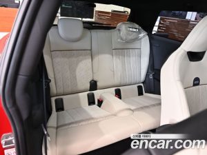 Mini Cooper Favoured 2025 года из Южной Кореи