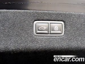Genesis G90 Бензин 3.5 Turbo AWD 2026 года из Южной Кореи