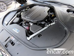 Genesis G90 Бензин 3.5 Turbo AWD 2026 года из Южной Кореи