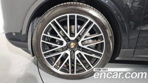 Porsche Cayenne 3.0 2024 года из Южной Кореи