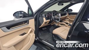 Porsche Cayenne 3.0 2024 года из Южной Кореи