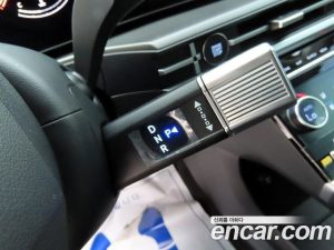 Hyundai Santafe Бензин 2.5T 4WD 2025 года из Южной Кореи