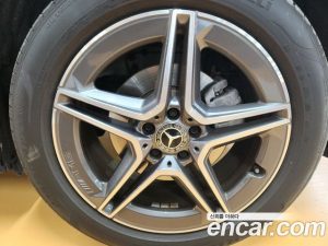 Mercedes-Benz GLB-Class GLB250 4MATIC 2023 года из Южной Кореи