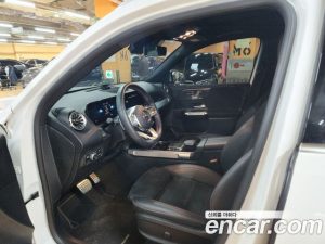 Mercedes-Benz GLB-Class GLB250 4MATIC 2023 года из Южной Кореи