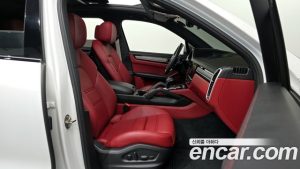 Porsche Cayenne 3.0 2023 года из Южной Кореи