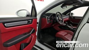 Porsche Cayenne 3.0 2023 года из Южной Кореи