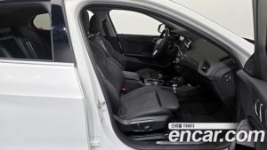 BMW 1-Series 120i Sport 2024 года из Южной Кореи