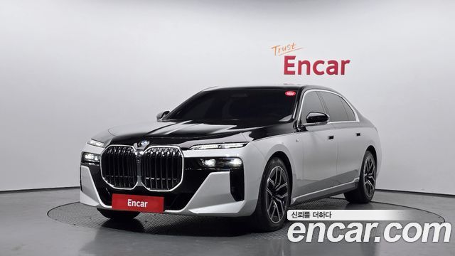 BMW 7-Series 740i xDrive M Sport 2024 года из Кореи