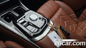 BMW 7-Series 740i xDrive M Sport 2024 года из Южной Кореи