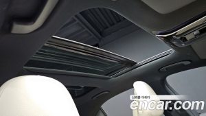 Mercedes-Benz C-Class C300 4MATIC Avantgarde 2024 года из Южной Кореи