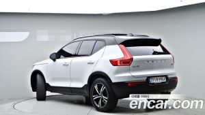 Volvo XC40 B4 R- 2022 года из Южной Кореи