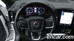 Volvo XC40 B4 R- 2022 года из Южной Кореи