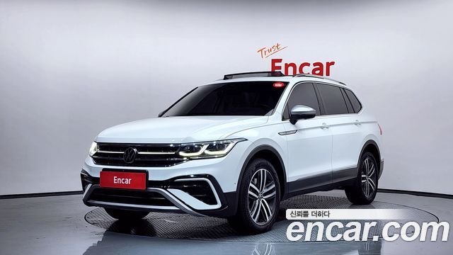 Volkswagen Tiguan 2.0 TSI Prestige 2023 года из Кореи