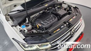 Volkswagen Tiguan 2.0 TSI Prestige 2023 года из Южной Кореи