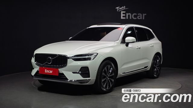 Volvo XC60 B5 ULTIMATE Bright 2023 года из Кореи