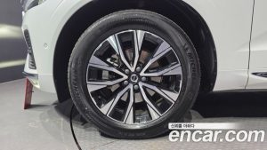 Volvo XC60 B5 ULTIMATE Bright 2023 года из Южной Кореи