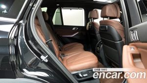 BMW X5 xDrive 30d xLine 2023 года из Южной Кореи