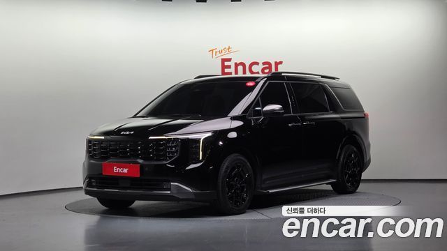 Kia Canival 9-Seater Noblesse 2024 года из Кореи