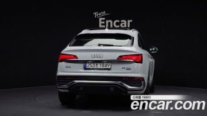 Audi Q5 45 TFSI 4WD Premium Sportback 2023 года из Южной Кореи