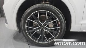 Audi Q5 45 TFSI 4WD Premium Sportback 2023 года из Южной Кореи