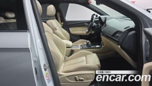 Audi Q5 45 TFSI 4WD Premium Sportback 2023 года из Южной Кореи