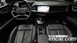 Audi Q4 e-tron 40 Premium Sportback 2023 года из Южной Кореи