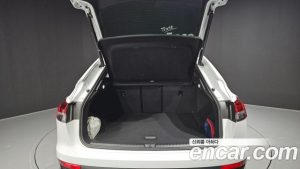 Audi Q4 e-tron 40 Premium Sportback 2023 года из Южной Кореи