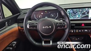 Kia K5 1.6 Turbo 2025 года из Южной Кореи