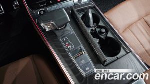 Audi A6 40 TDI 4WD Premium 2023 года из Южной Кореи