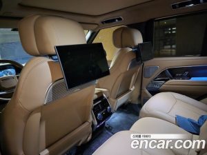 Land Rover Range Rover P550E AB 2025 года из Южной Кореи