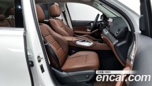 Mercedes-Benz GLE-Class GLE300d 4MATIC 2023 года из Южной Кореи