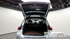 Mercedes-Benz GLE-Class GLE300d 4MATIC 2023 года из Южной Кореи