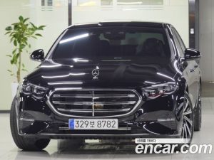 Mercedes-Benz E-Class E300 4MATIC Exclusive 2025 года из Южной Кореи