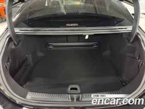 Mercedes-Benz E-Class E300 4MATIC Exclusive 2025 года из Южной Кореи
