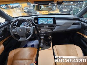 Lexus ES Executive 2026 года из Южной Кореи