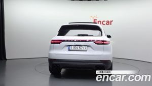 Porsche Cayenne 3.0 2023 года из Южной Кореи