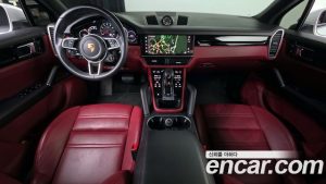 Porsche Cayenne 3.0 2023 года из Южной Кореи
